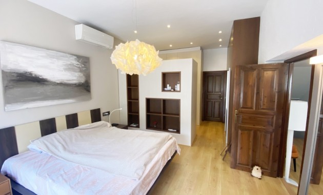 Herverkoop - Villa -
Dehesa de Campoamor