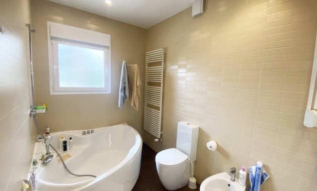 Herverkoop - Villa -
Dehesa de Campoamor