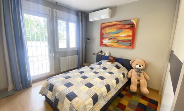 Herverkoop - Villa -
Dehesa de Campoamor