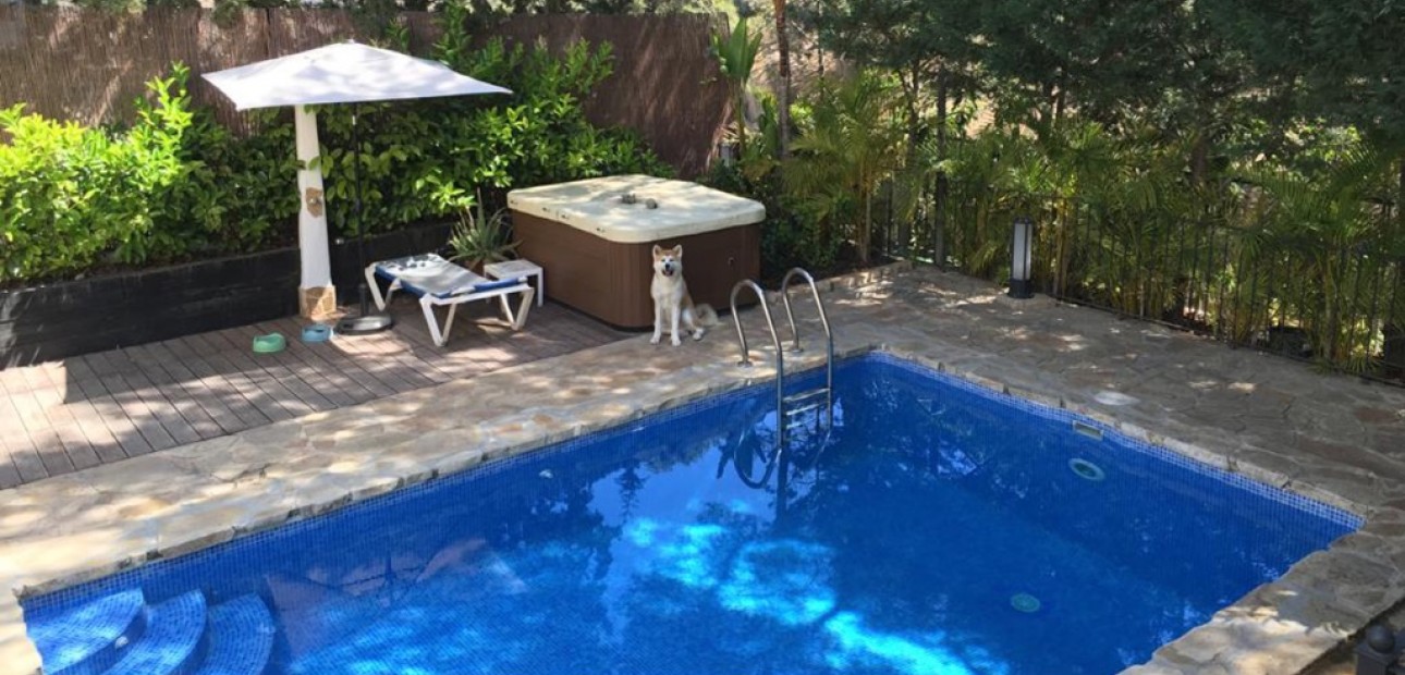 Herverkoop - Villa -
Dehesa de Campoamor