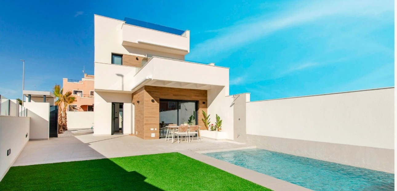 New Build - Villa -
Los Montesinos - La Herada