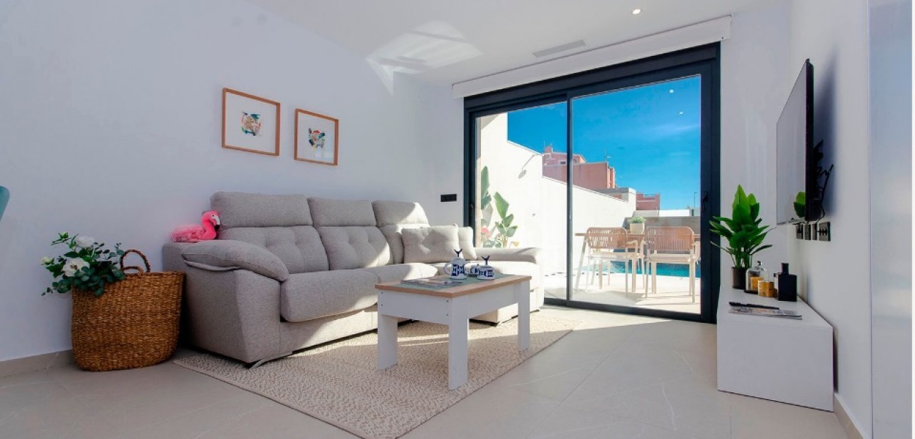 New Build - Villa -
Los Montesinos - La Herada