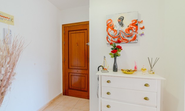 Venta - Apartamento / piso -
Punta Prima