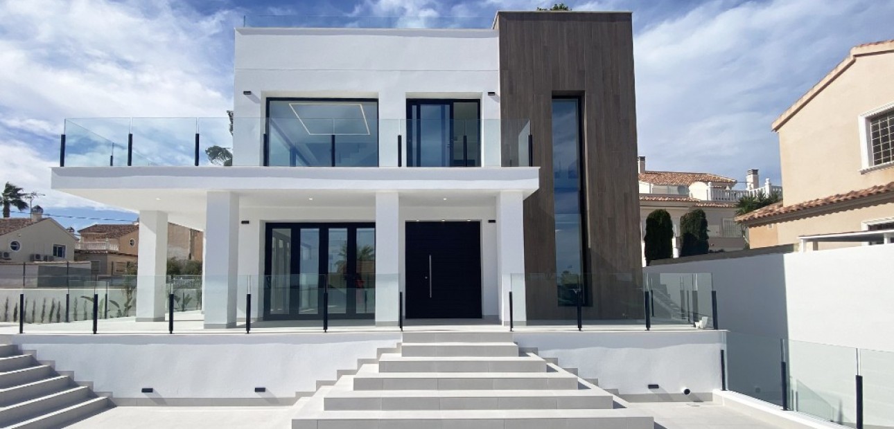 Nieuwbouw - Villa -
Torrevieja