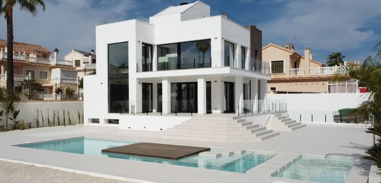 Nieuwbouw - Villa -
Torrevieja