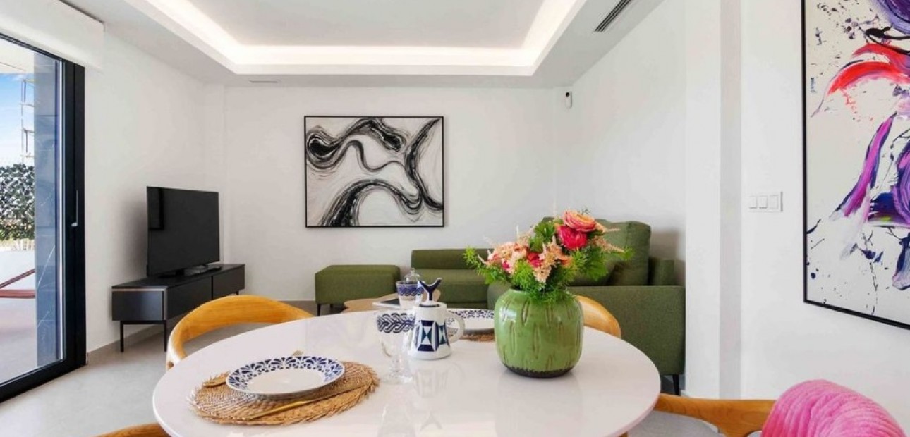 Nueva construcción  - Villa -
Rojales