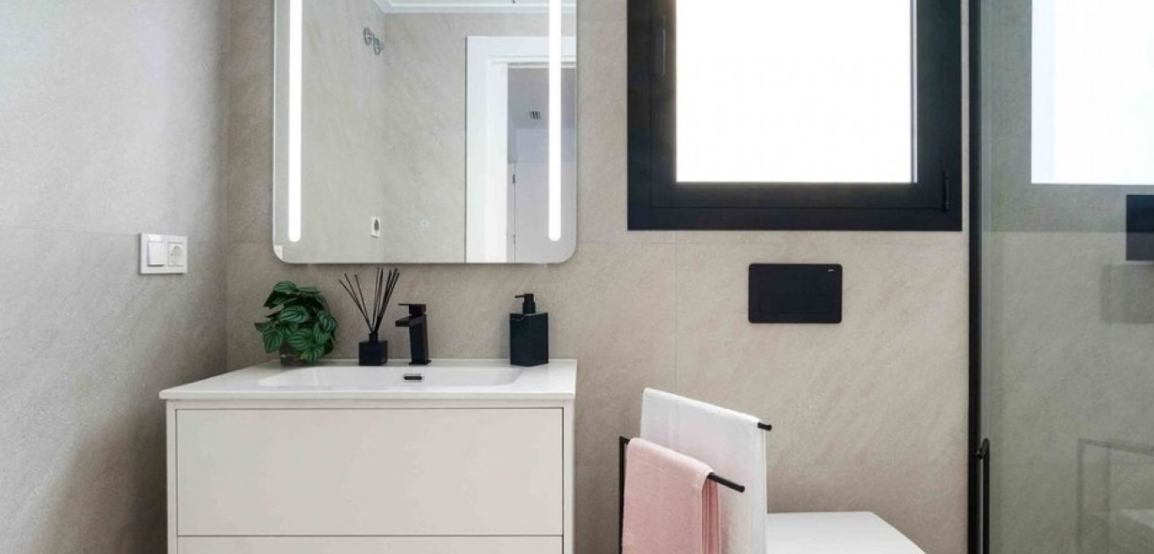 Nueva construcción  - Villa -
Rojales