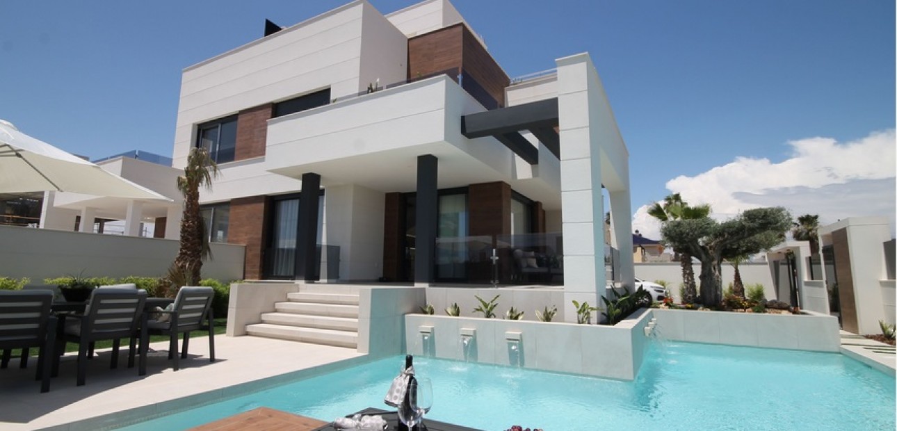 New Build - Villa -
Torrevieja - El Chaparal