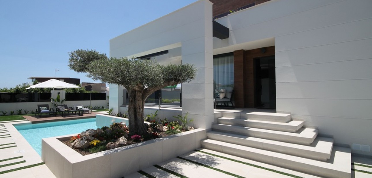 New Build - Villa -
Torrevieja - El Chaparal