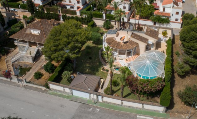 Sale - Villa -
Dehesa de Campoamor