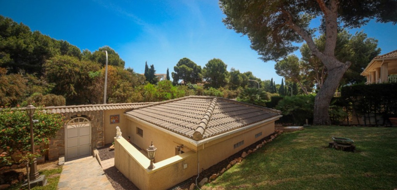 Sale - Villa -
Dehesa de Campoamor