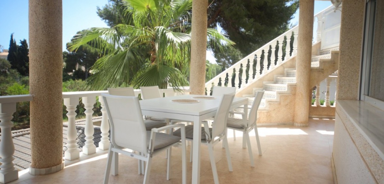 Sale - Villa -
Dehesa de Campoamor