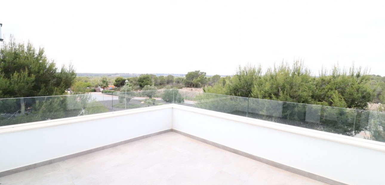 Sale - Villa -
Las Colinas - Las Colinas Golf