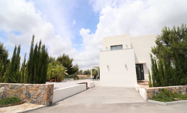 Sale - Villa -
Las Colinas - Las Colinas Golf