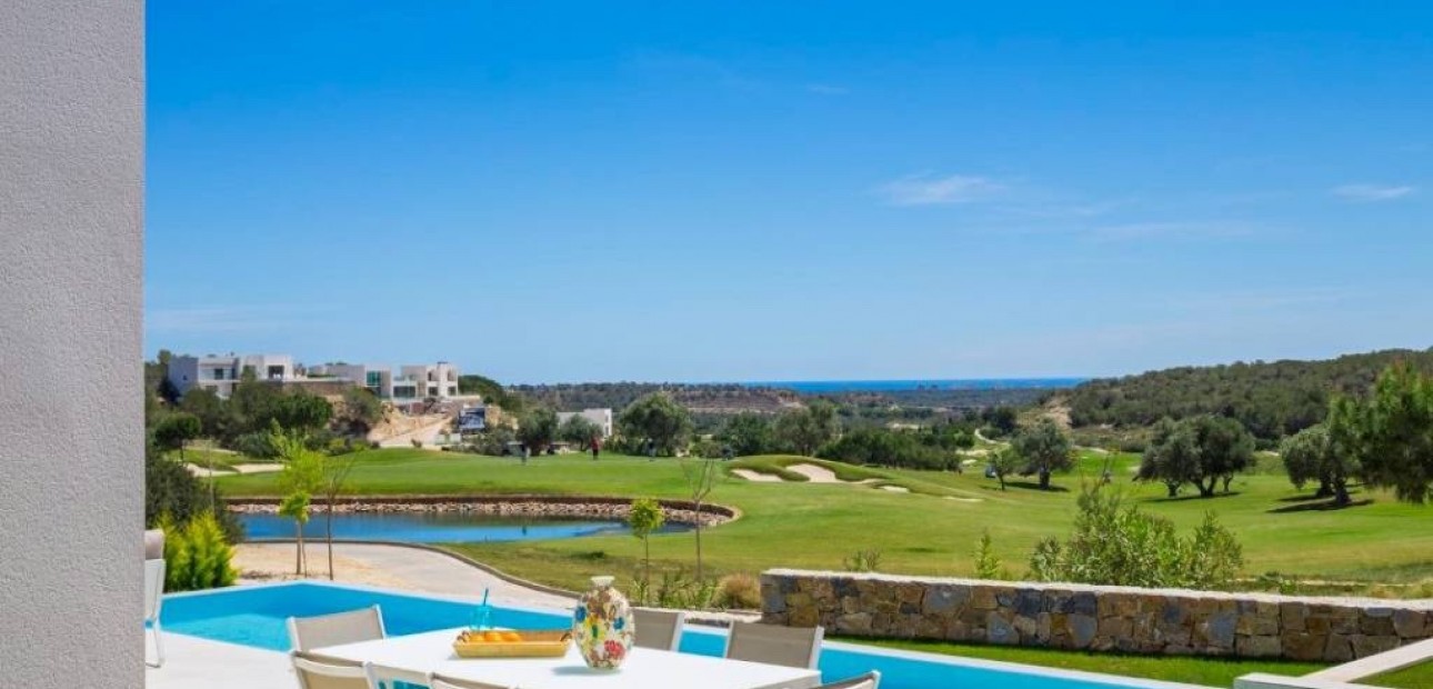Sale - Villa -
Las Colinas - Las Colinas Golf