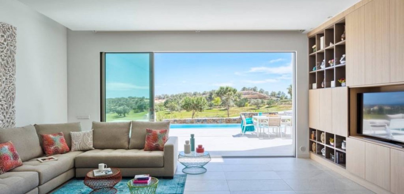 Sale - Villa -
Las Colinas - Las Colinas Golf