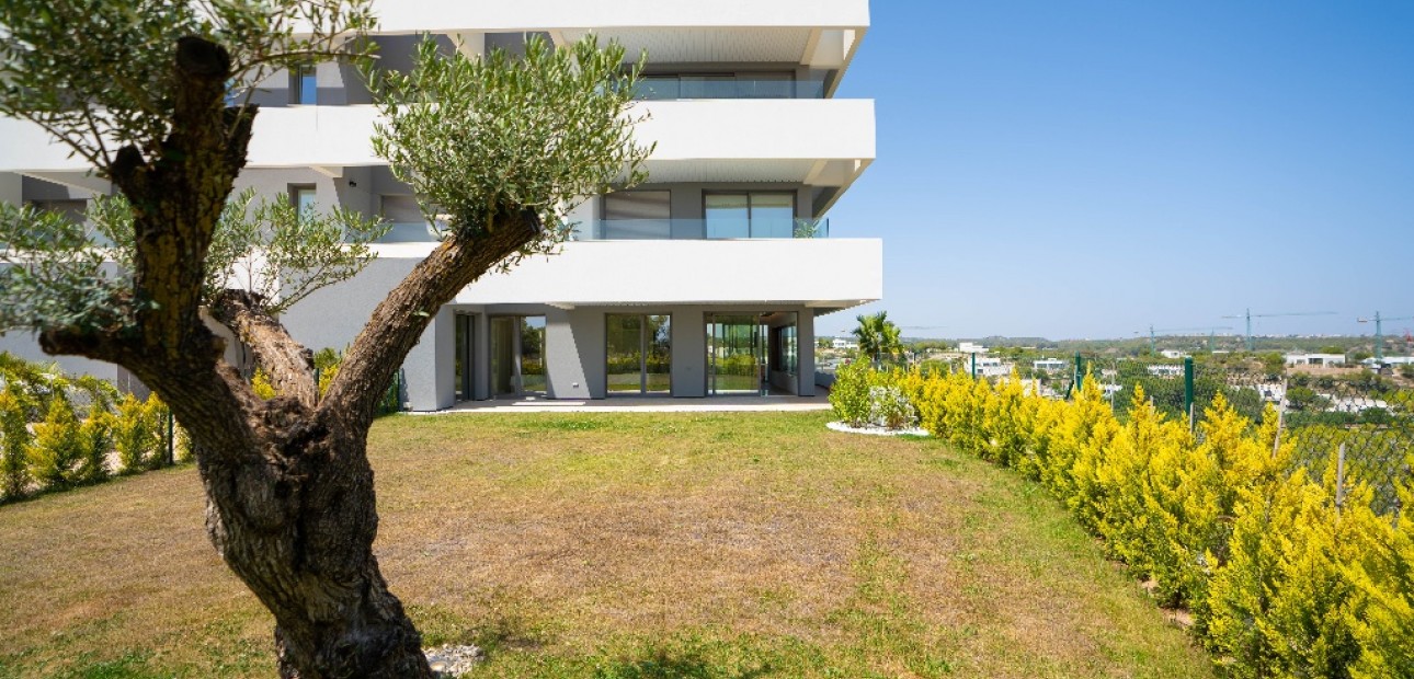 Venta - Apartamento / piso -
Las Colinas