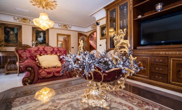 Herverkoop - Villa -
Campoamor