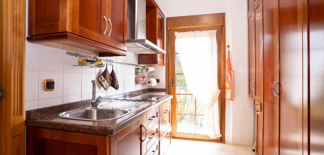 Herverkoop - Villa -
Campoamor