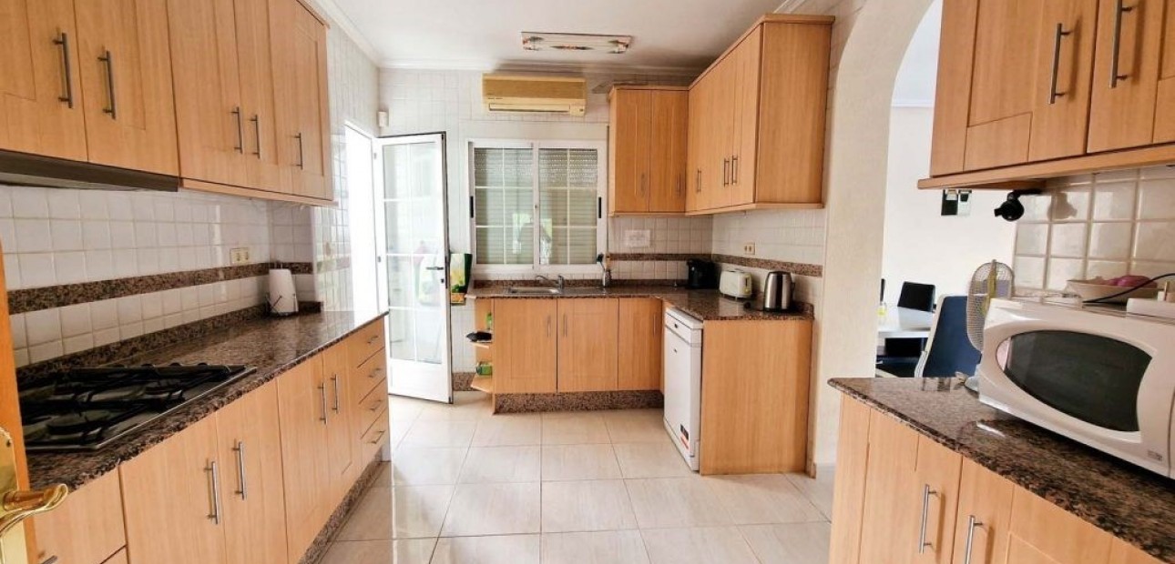 Venta - Villa -
Playa Flamenca