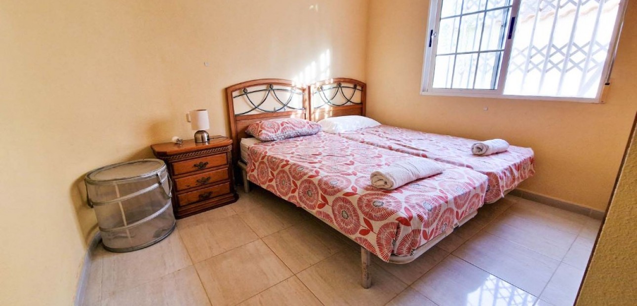 Venta - Villa -
Playa Flamenca