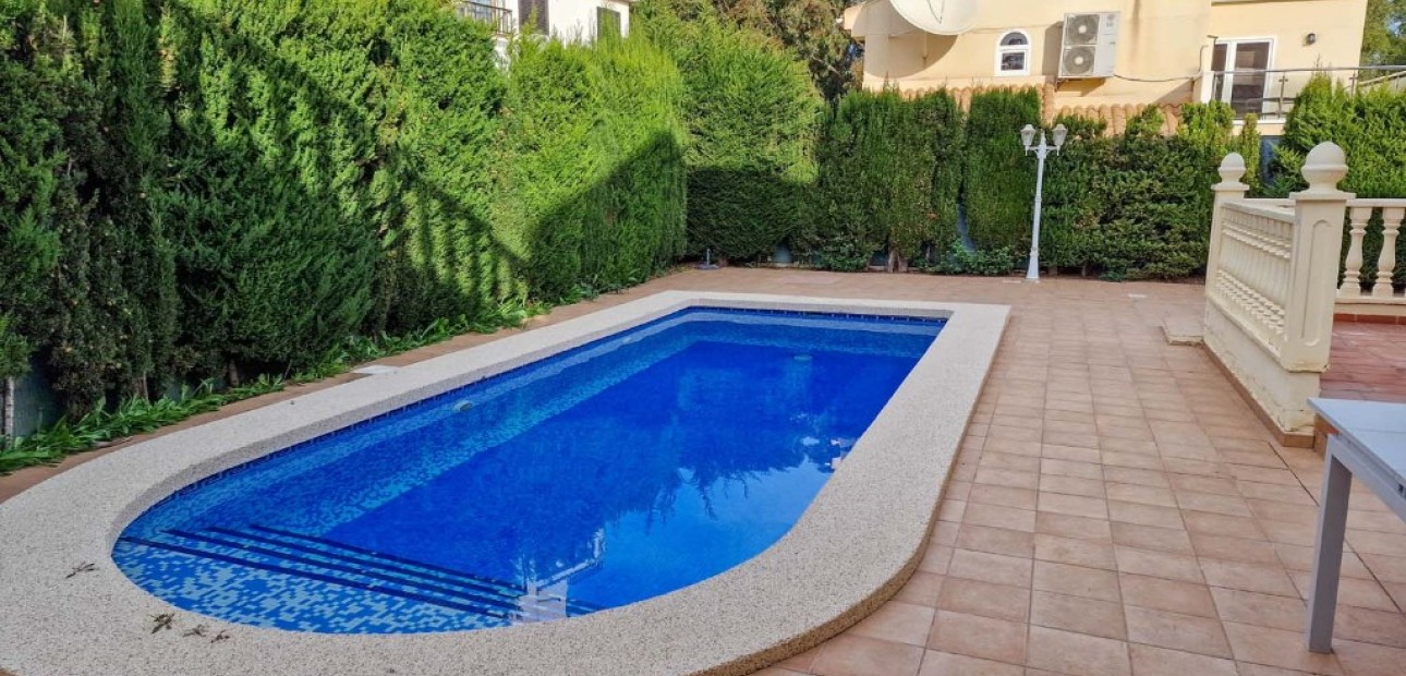 Venta - Villa -
Playa Flamenca