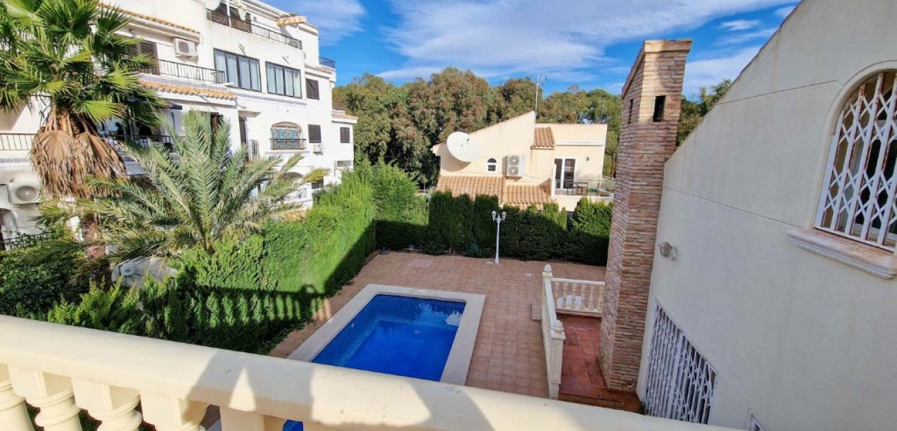 Venta - Villa -
Playa Flamenca