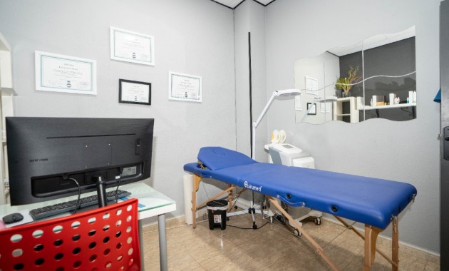 Venta - Comercial -
Torrevieja