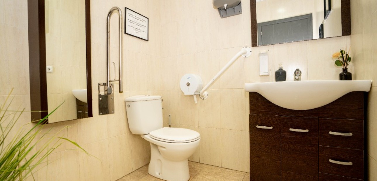 Venta - Comercial -
Torrevieja