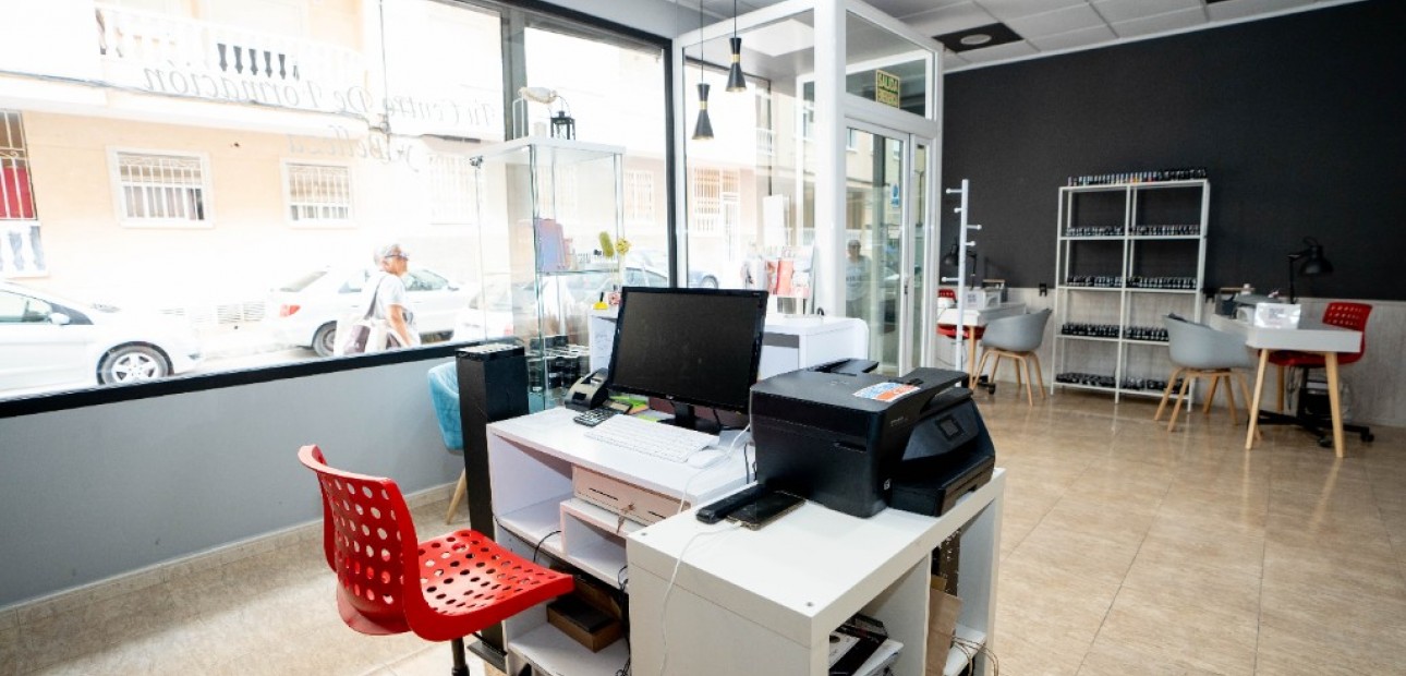 Venta - Comercial -
Torrevieja