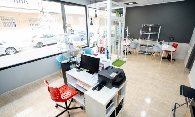 Venta - Comercial -
Torrevieja