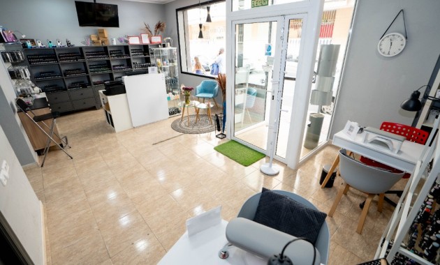 Venta - Comercial -
Torrevieja