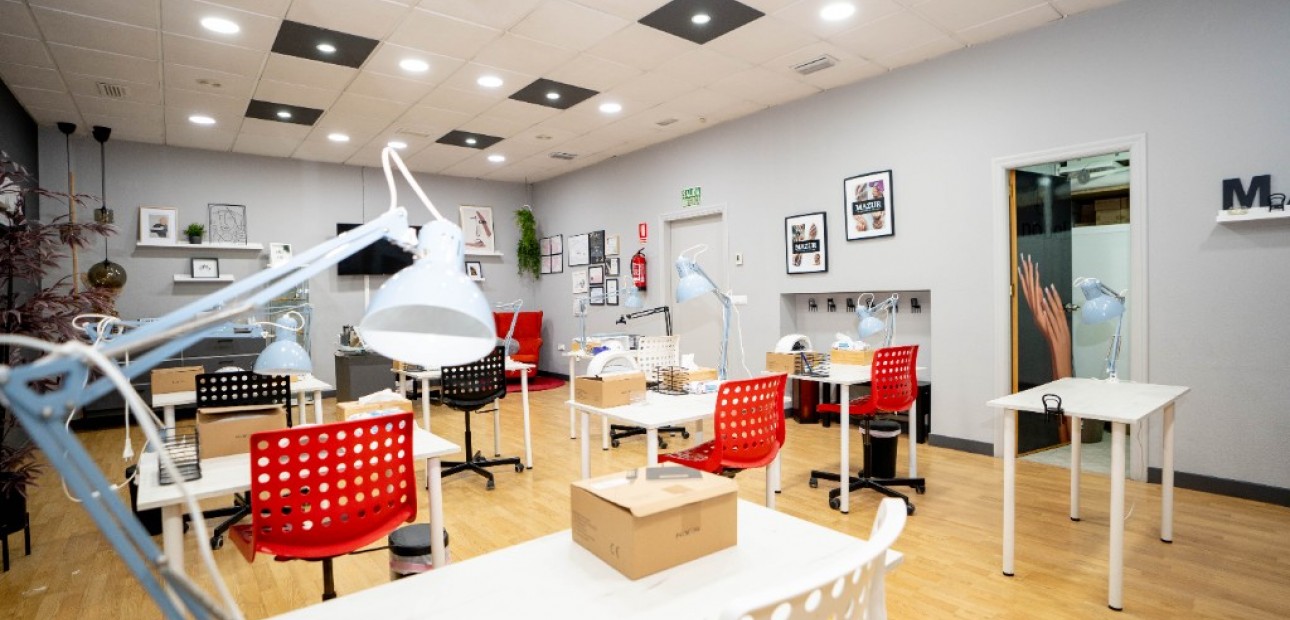 Venta - Comercial -
Torrevieja