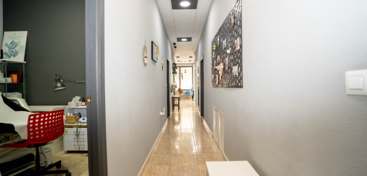 Venta - Comercial -
Torrevieja