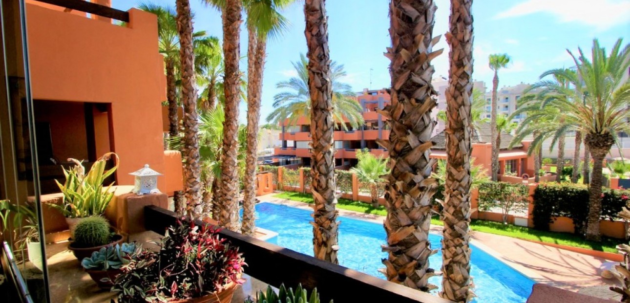 Sale - Apartment / flat -
Villamartín