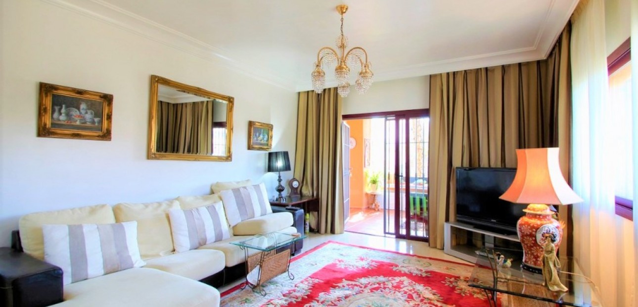 Sale - Apartment / flat -
Villamartín