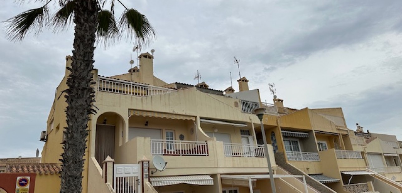 Herverkoop - Herenhuis -
Algorfa - La Finca Golf Resort