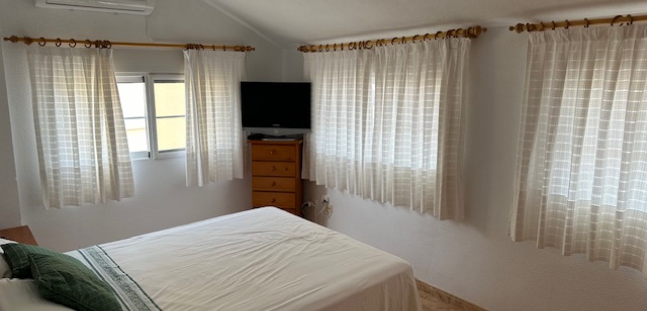 Herverkoop - Herenhuis -
Algorfa - La Finca Golf Resort