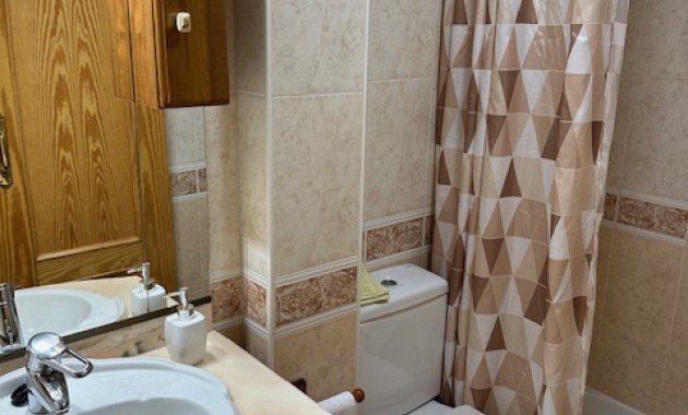 Herverkoop - Herenhuis -
Algorfa - La Finca Golf Resort