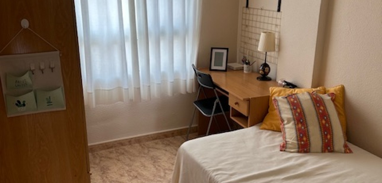 Herverkoop - Herenhuis -
Algorfa - La Finca Golf Resort