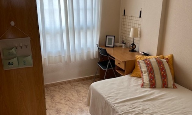 Herverkoop - Herenhuis -
Algorfa - La Finca Golf Resort