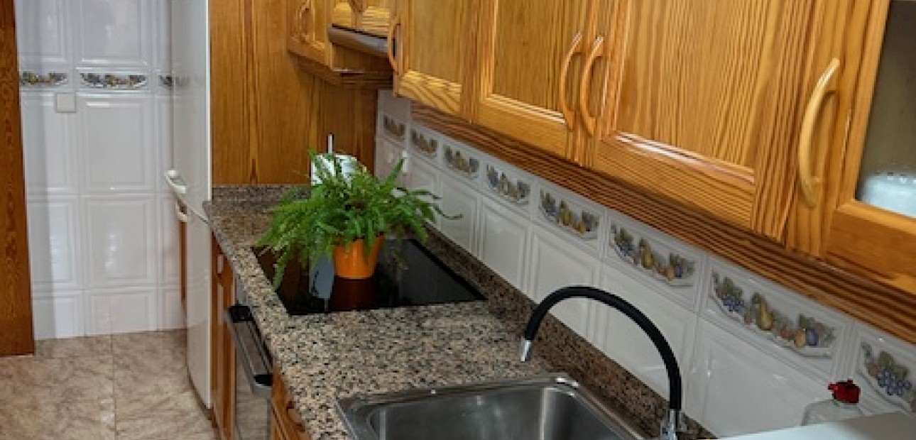 Herverkoop - Herenhuis -
Algorfa - La Finca Golf Resort