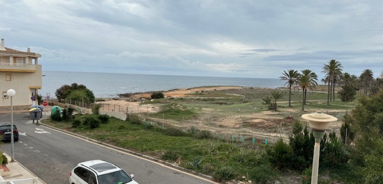 Herverkoop - Herenhuis -
Algorfa - La Finca Golf Resort