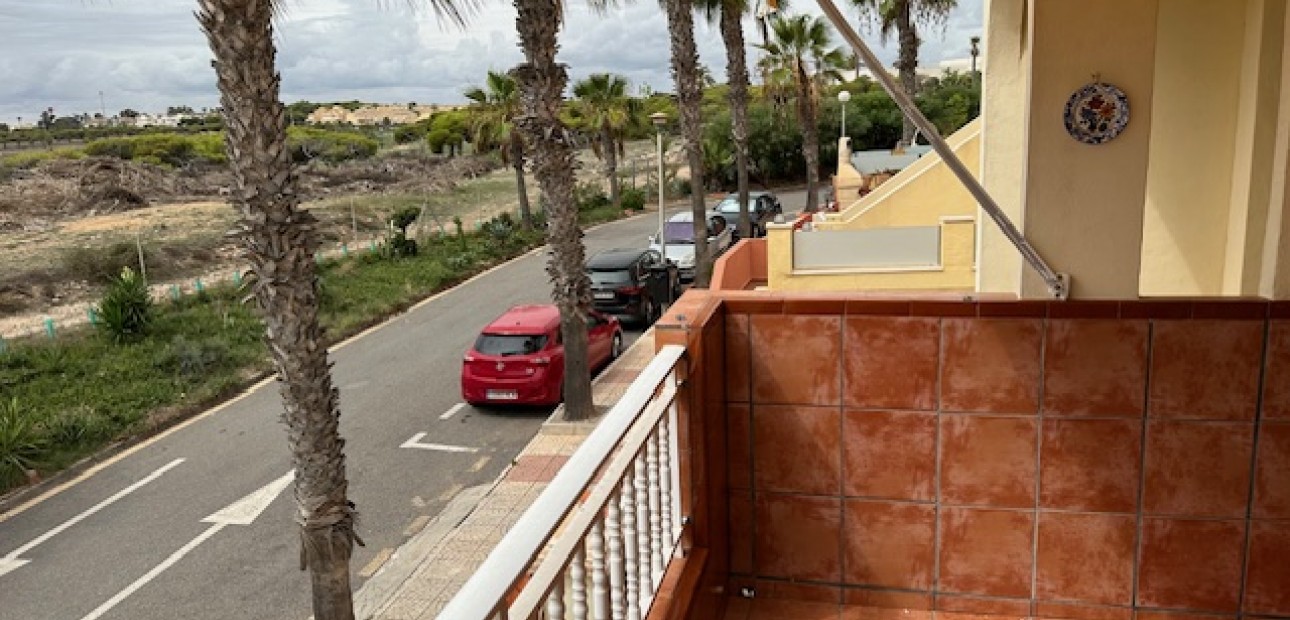 Herverkoop - Herenhuis -
Algorfa - La Finca Golf Resort