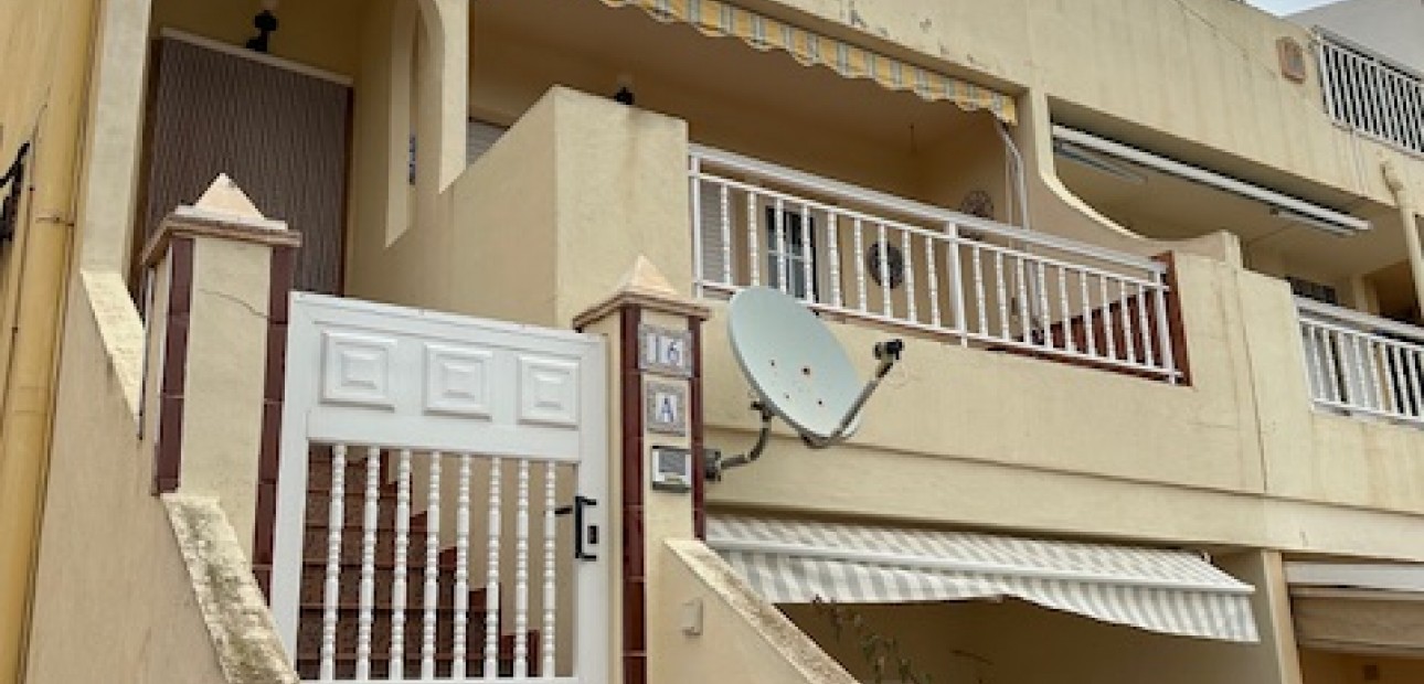 Herverkoop - Herenhuis -
Algorfa - La Finca Golf Resort