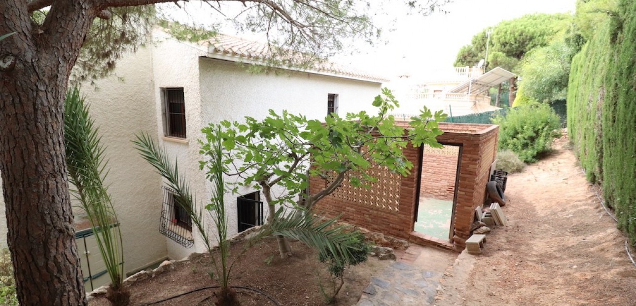 Herverkoop - Villa -
Campoamor