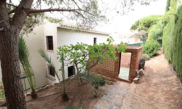 Herverkoop - Villa -
Campoamor