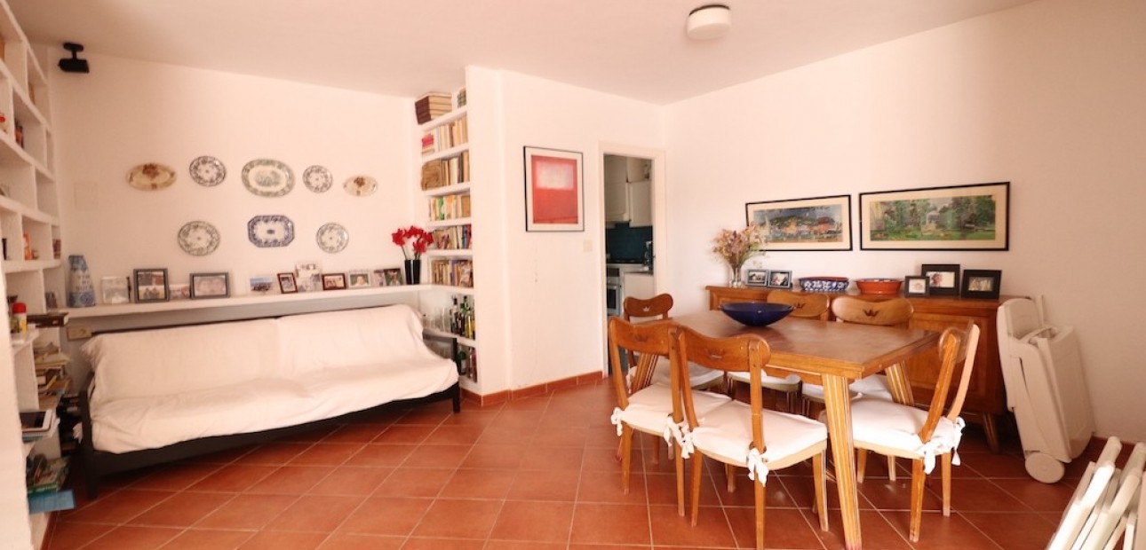 Herverkoop - Villa -
Campoamor