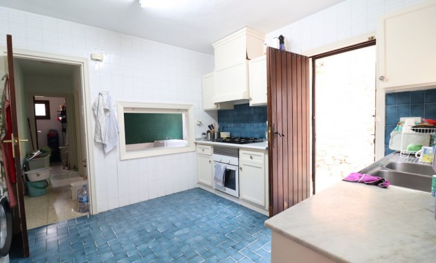 Herverkoop - Villa -
Campoamor