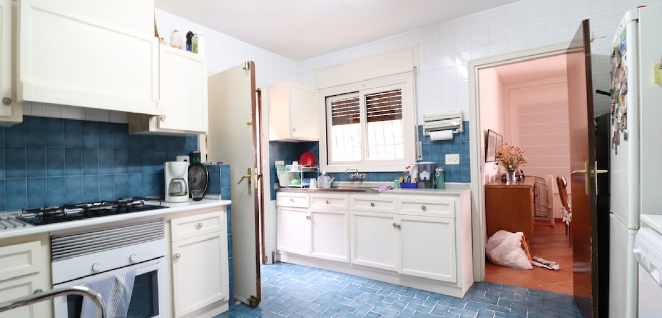 Herverkoop - Villa -
Campoamor